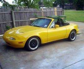 Debra's Bumble Bee Miata